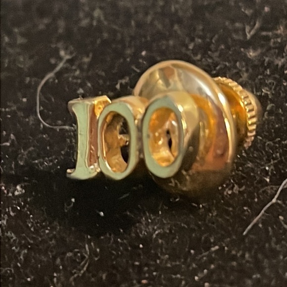 0.5” Pinmart’s gold tone number 100 hat lapel pin tie tack - Picture 4 of 10